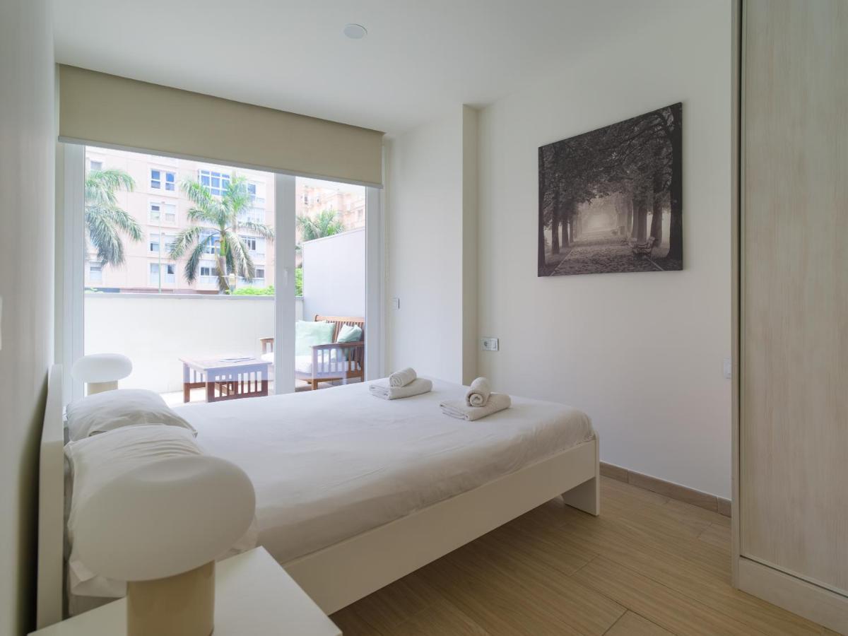 Homeforguest Apartamento Con Terraza Y Parking En Las Canteras Las Palmas de Gran Canaria Luaran gambar