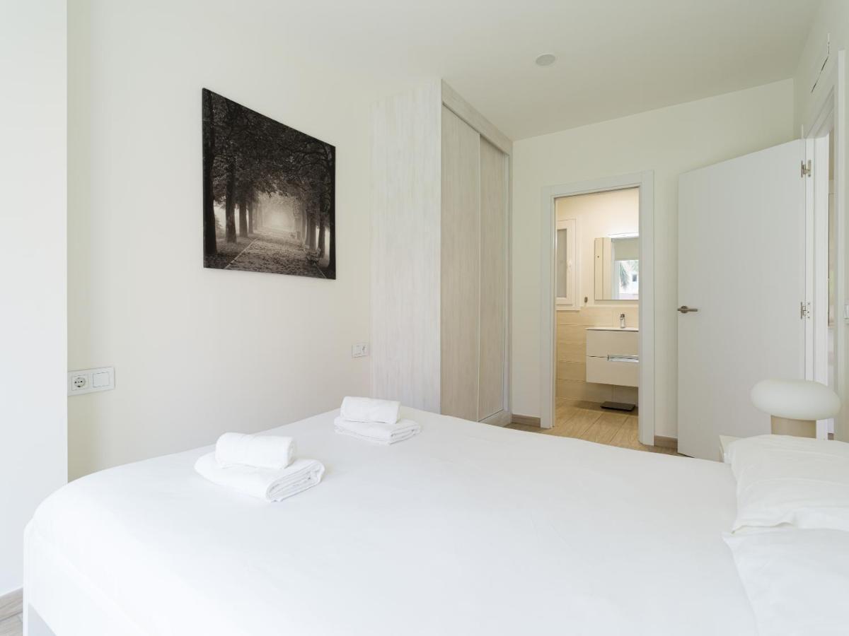 Homeforguest Apartamento Con Terraza Y Parking En Las Canteras Las Palmas de Gran Canaria Luaran gambar