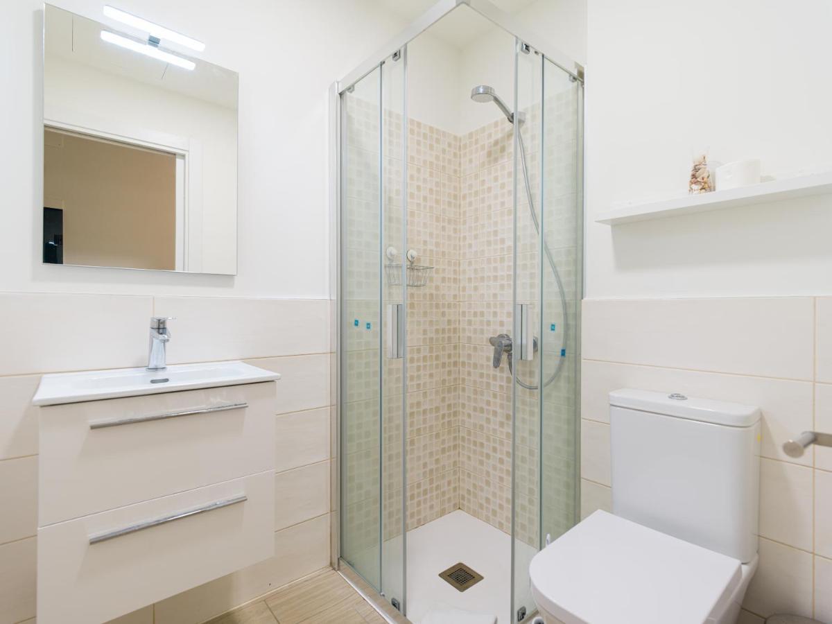 Homeforguest Apartamento Con Terraza Y Parking En Las Canteras Las Palmas de Gran Canaria Luaran gambar
